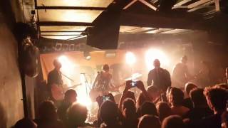 Broilers - Die Beste aller Zeiten (Warmup-Konzert - live im Musik & Frieden Berlin am 03.02.2017)
