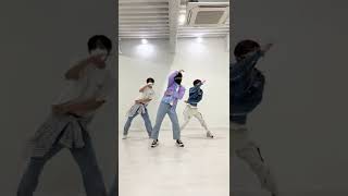 강다니엘(KANGDANIEL) Upside Down 댄스 챌린지 Dance Challenge Shorts [대구댄스팀 매치포인트]