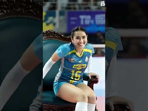 Girl Sit On Big Chair With Smile Dance Cheerleader Fancam Gidle Videoshorts Shorts Short 
