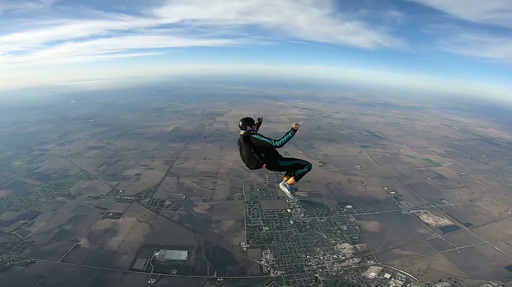 Skydiving AFF Category E / FU7 Instability & Tracking Refresher Alexis