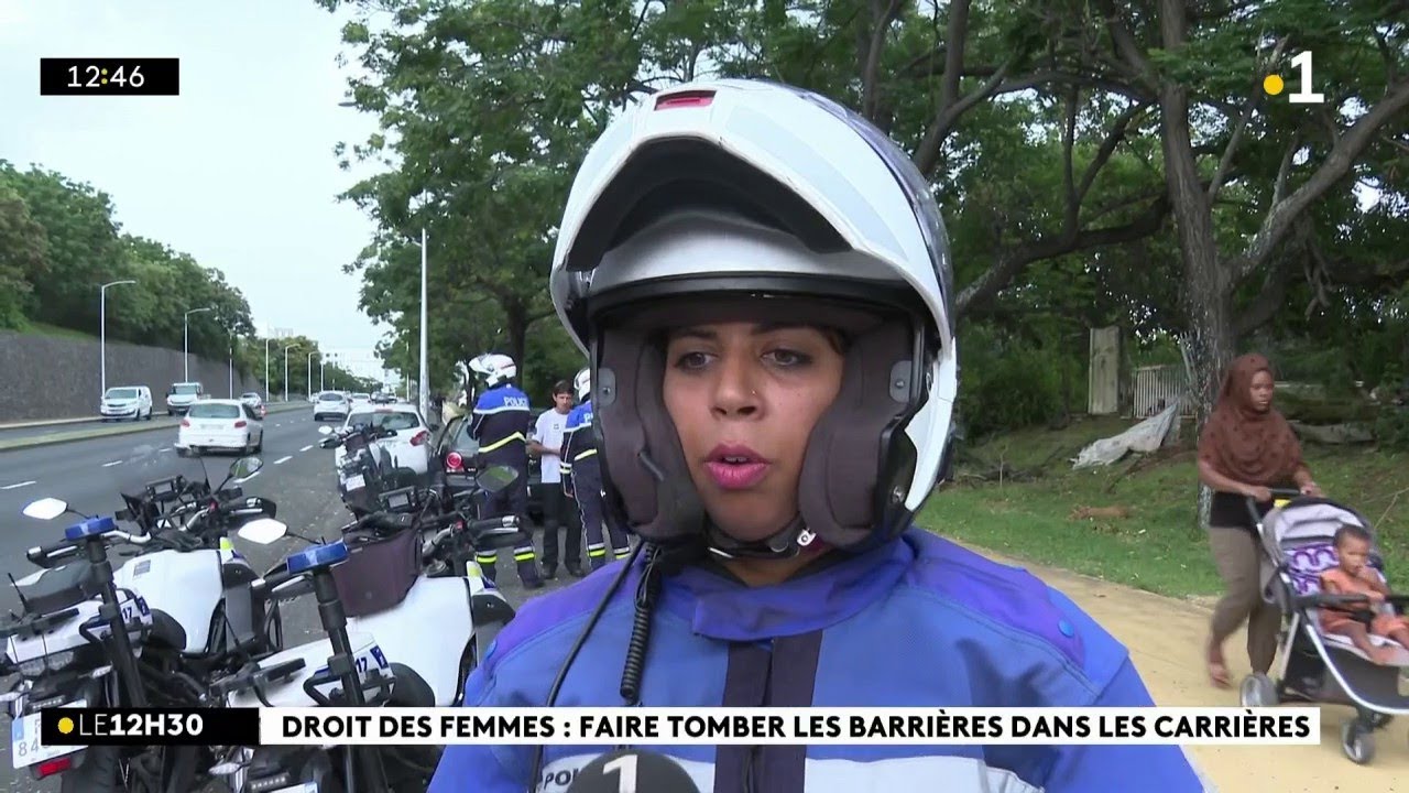 Marina, seule femme de la brigade motorisée de La Réunion.