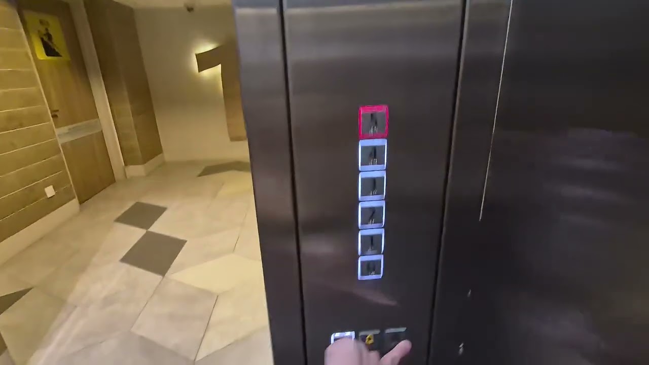 Secret Schindler 5500 AP MRL Elevator @ The Starling Mall, Damansara Uptown