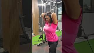 Triceps workout 💪#tricep #motivation #viralsong #viralvideo #gym 🔥🔥