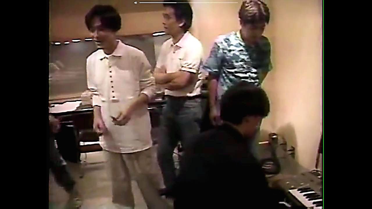 小室哲哉 / DEBF3（Sampler） - YouTube