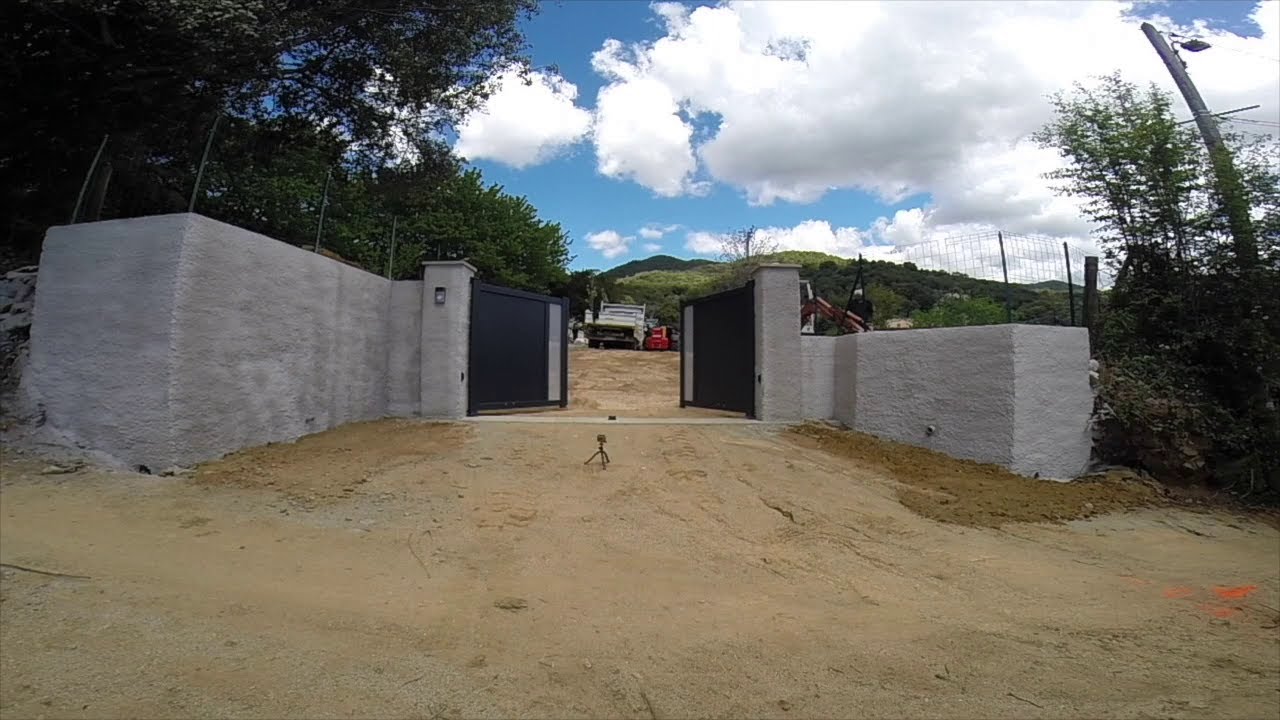 Réalisation d'une entrée avec portail