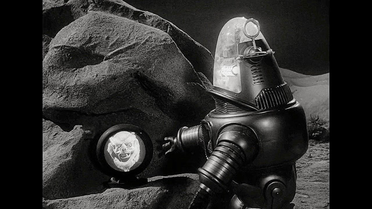 Robotoid Contacts Alien Master | Lost In Space (6/14)