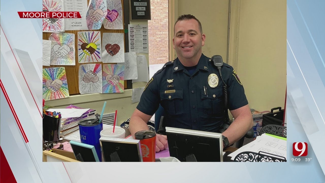 Police Officers Step In As Substitutes At Moore Public Schools