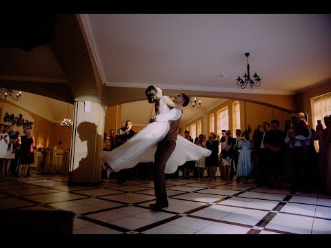 Wedding dance - La Valse D'Amelie | Yann Tiersen