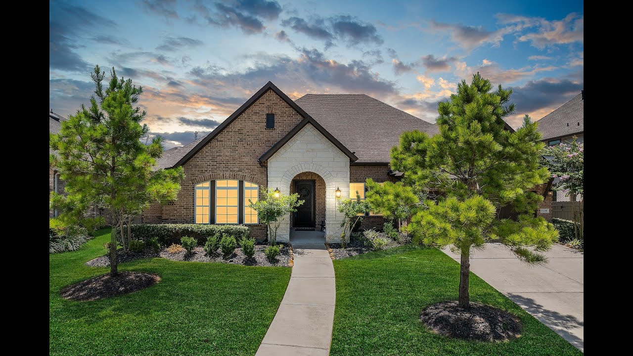 15240 Hemingway Heights Dr  Conroe, TX 77302