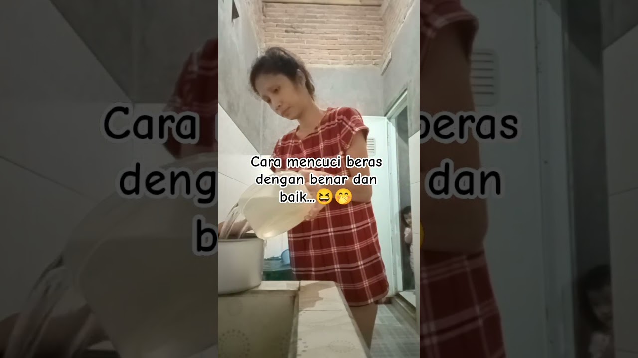 Cara mencuci beras dengan benar dan baik...🤭😆