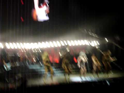 Tina Turner In Dublin - Addicted to Love