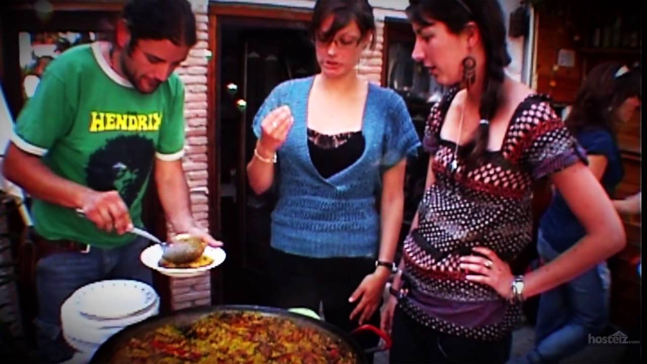 Makuto Guesthouse Backpackers Hostel Granada, Spain YouTube — free download