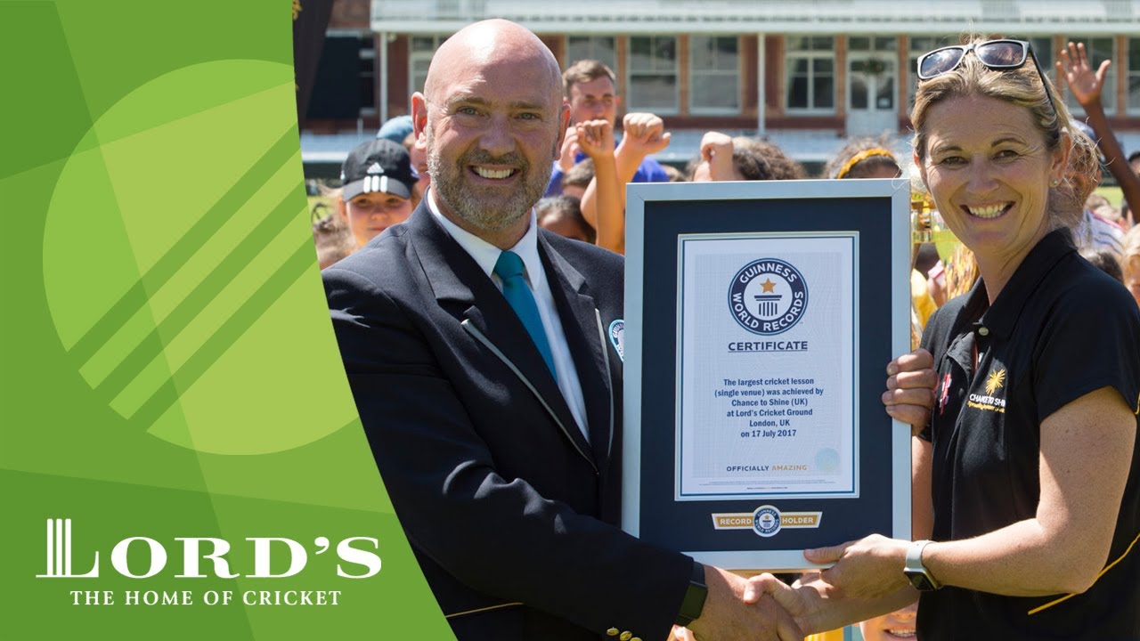 Урок по крикету, занесённый в список рекордов Гиннесса | MCC/Lord's