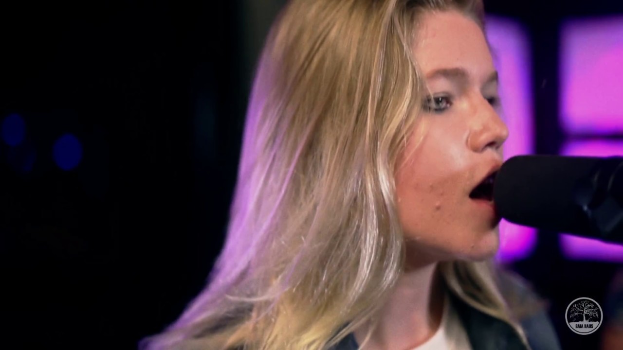 Liv Slingerland - "Come Back To Me" (Live at The Gaia Haus)