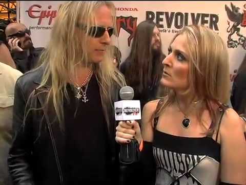 Full Metal Jackie Interviews Alice in Chains