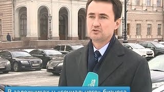 Соседи, которых привозит скорая: в квартире на Дегтярном устроили пансионат для престарелых(, 2016-04-28T10:08:32.000Z)