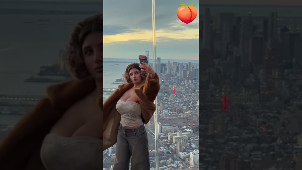 Познакомьтесь с Икой, моделью с пышными формами и инфлюенсером, навсегда меняющей индустрию моды!