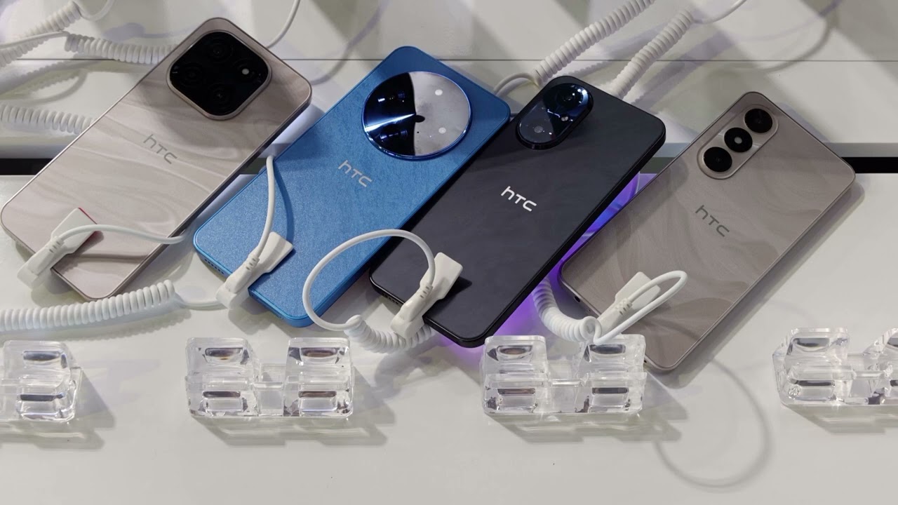 Пять новых телефонов серии HTC Wildfire с уникальным дизайном были представлены на выставке GITEX...