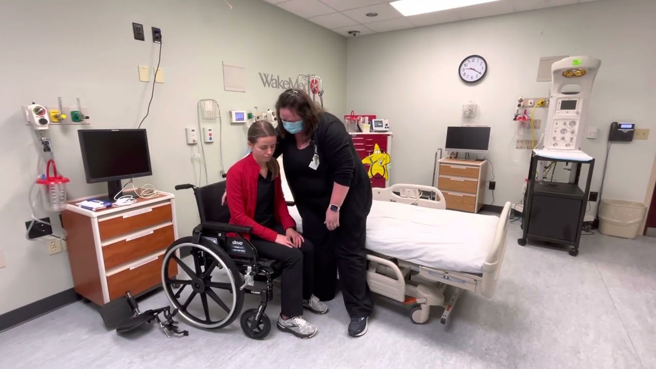 StandStep transfer with handheld assist from W/C to bed YouTube