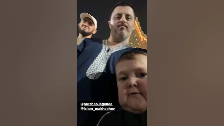 Islam Makhachev & Hasbulla in Makkah 🕋🕌 #islam #islammakhachev #hasbulla #ramadan #makkah