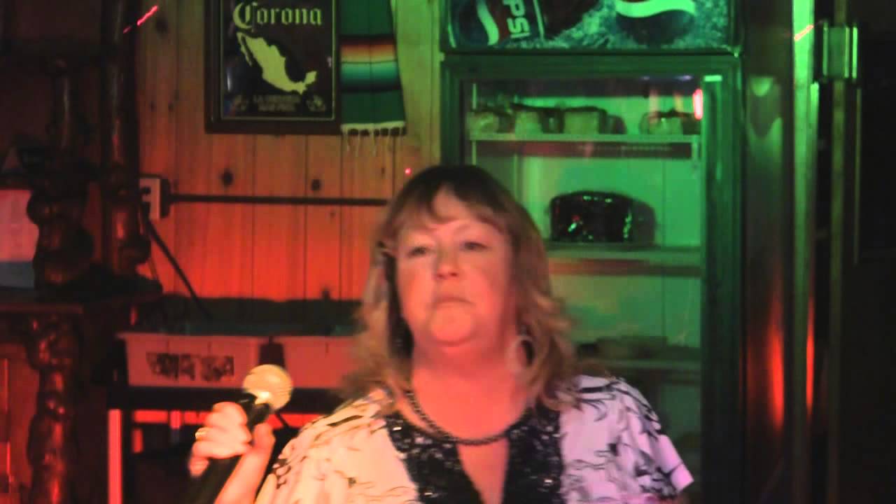 Candy Rhode singing "White Rabbit"