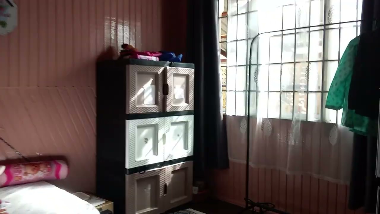 My first video but why my toys look old??