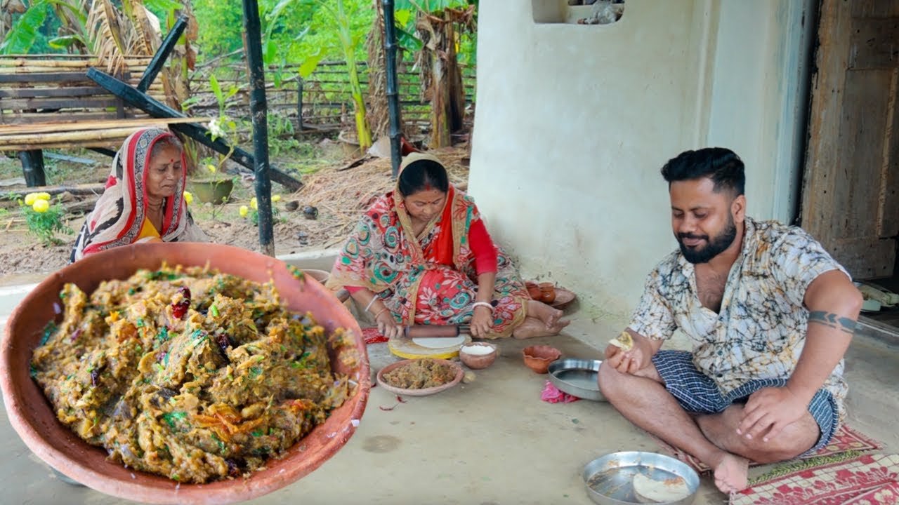 সকালে আর রাত্রে গরম গরম রুটির সাথে এরকম রেসিপি থাকলে আর কিছু লাগবে না |