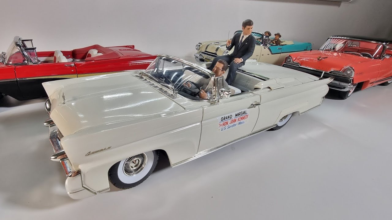 Voiture Miniature Lincoln Continental MKIII 1958 Sun Star 1/18 - Neuf