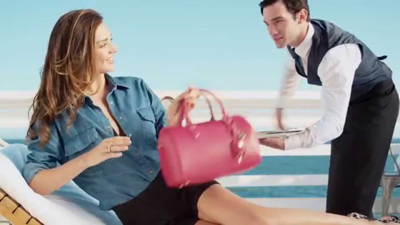 ミランダ カー Miranda Kerr サマンサタバサ ミランダ 365日 毎日が記念日 Cm Happy Samant ミランダ カー Cm Navi