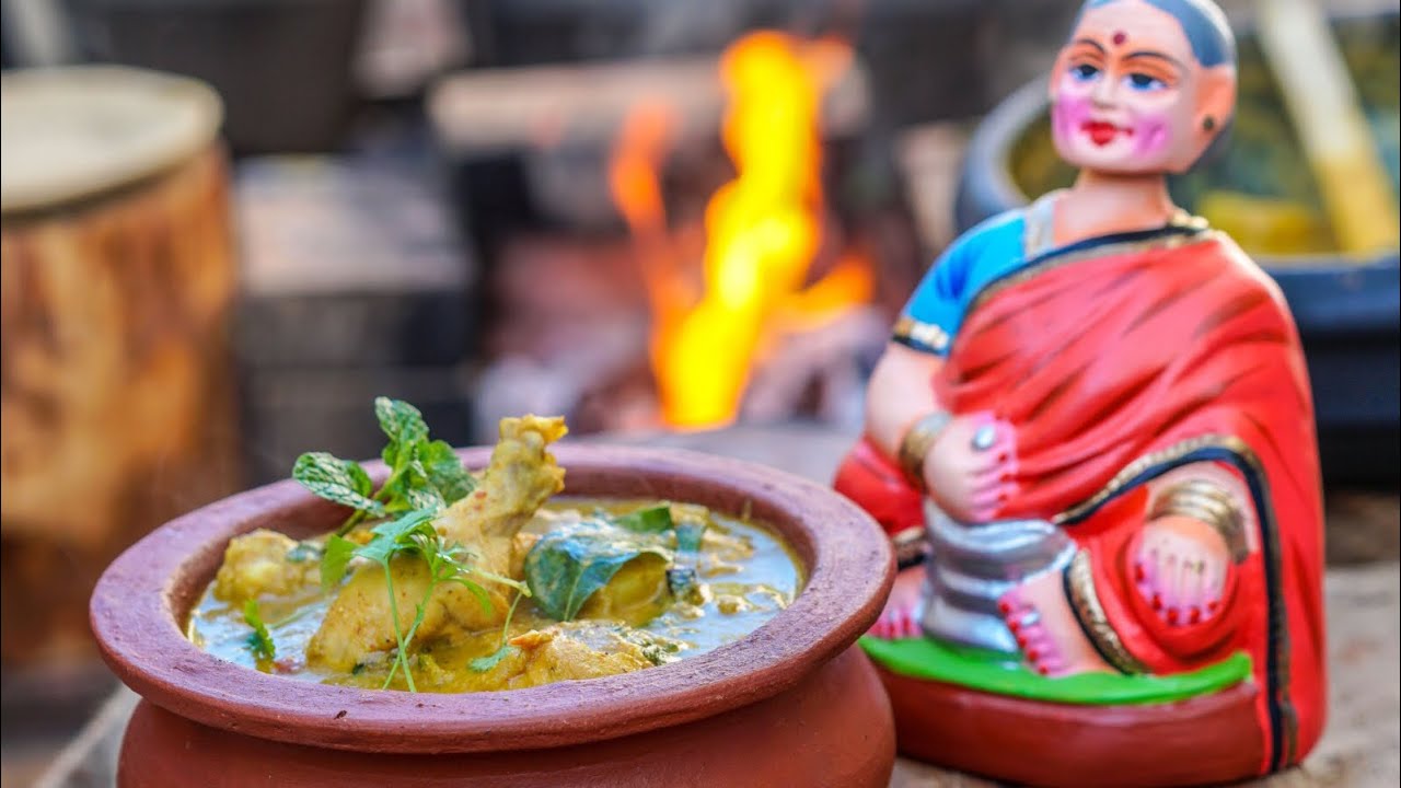Village Chicken Kurma in Tamil Kozhi Kulambu Chicken Curry