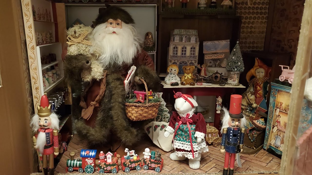 Christmas Toyshop in 1:4 scale Doll Village