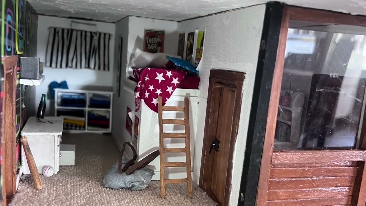 Mid Century Modern Miniature Home 