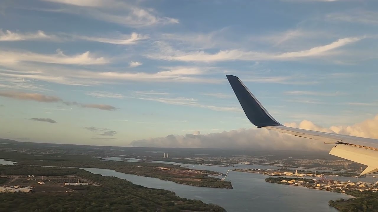 Delta 767 landing at Hawaii Honolulu airport.