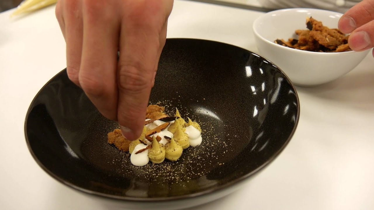 Dessert poire, poivre et miel de Cédric Grolet au Meurice