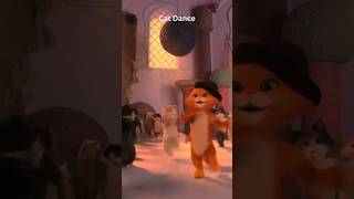 Funny Cat Dance Fail 😂 | Cool Cat Moment #shorts #viral #funny #youtubeshorts #cat