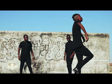 @SmithMkhonza Sbhujwa Freestyle (McLloyd Esteem) - @TheTriologySA | Black Season Pt. 6 |