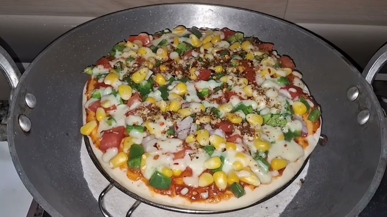 Cheese Loaded Readymade Base Pizza Recipe || Domino's Style Veg Pizza Recipe