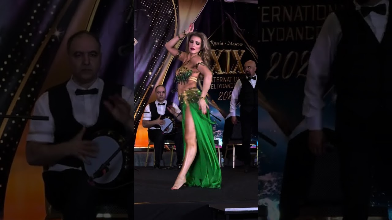 Fakarouni with Al Azdeeka orchestra