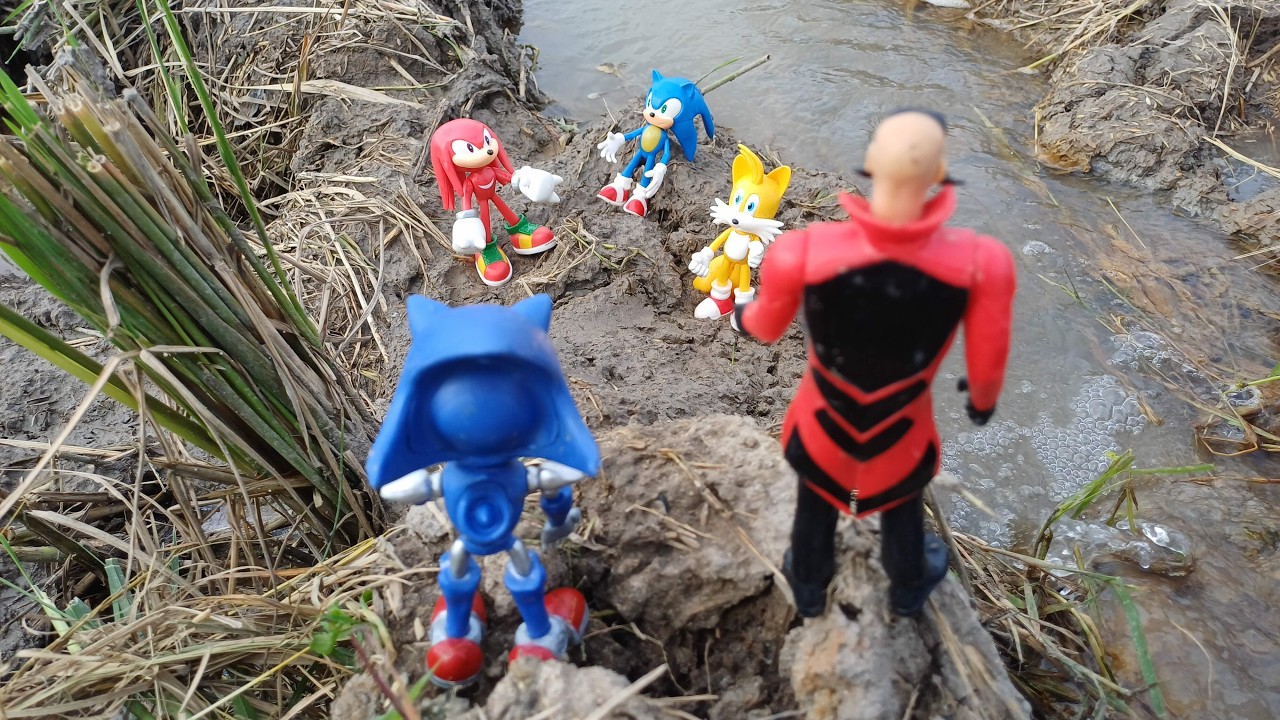 Hunting Sonic & Friends Hiding in a Muddy Plowed Rice Field Ditch — You Won't Expect This!