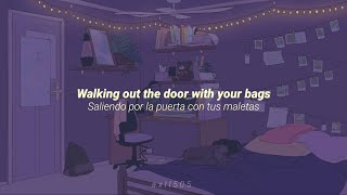 Video thumbnail of "Clairo // Bags (Lyrics) (Sub Español)"