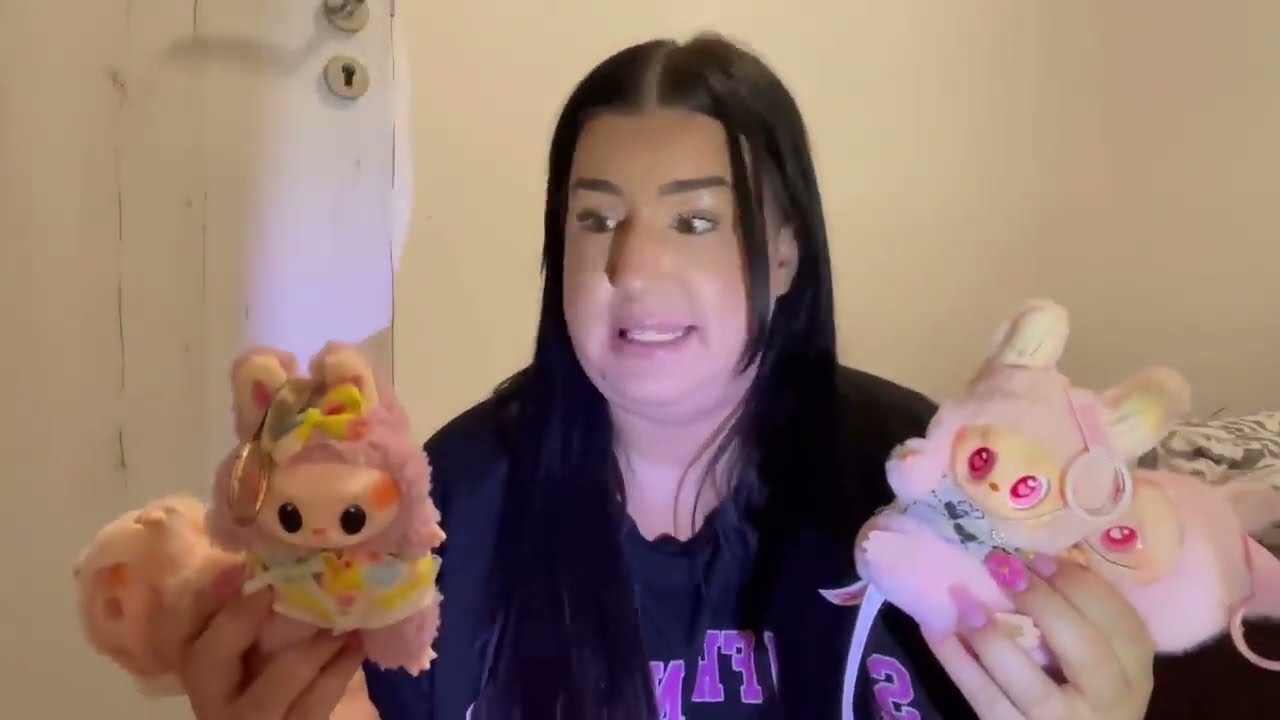 SOHA *ne* idézd meg a *LABUBUD* hajnali 3-kor!!