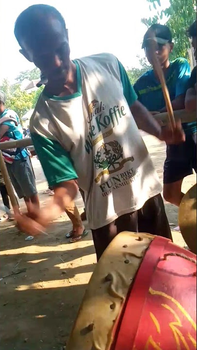 penabuh bedug jatian #jatilanmagelang #wiyogo #feedshorts #fyp