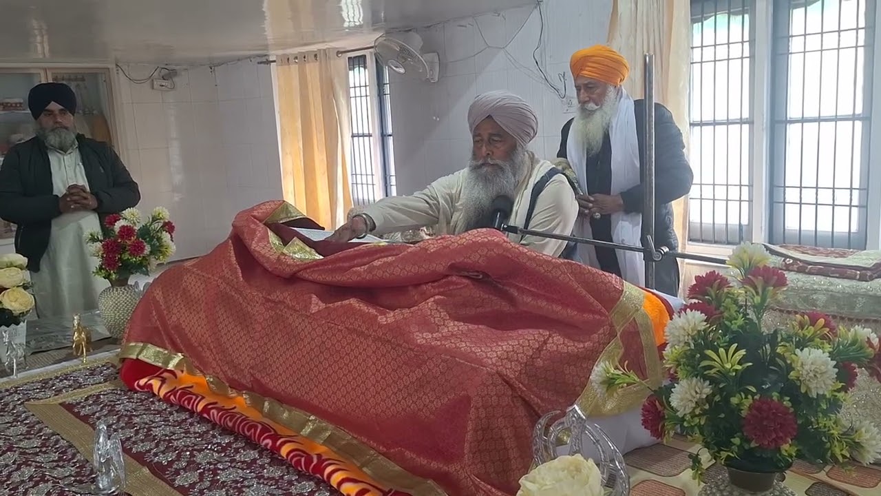 ਸੋਰਠਿ ਮਹਲਾ ੫ ਪ੍ਭ ਕੀ ਸਰਣਿ ਸਗਲ ਭੈ ਲਾਥੇ ਦੁਖ ਬਿਨਸੇ ਸੁਖੁ ਪਾੲਿਅ  ਅੰਗ 615