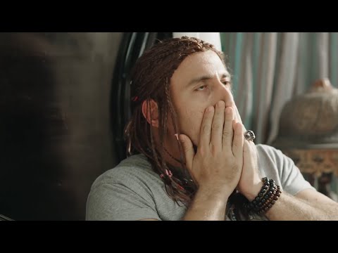 سي دوني هايجيله حاجة من غباء هدرس و توماس ... انتو هتموتوا الراجل ناقص عمر