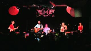 Watch Bowerbirds Chimes video