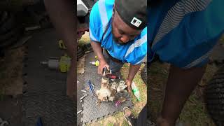 How to change/swap zero turn tractor transmission