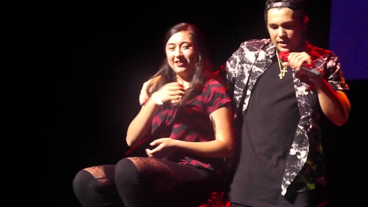 Austin Mahone - Mixfest U Girl 10/17/15