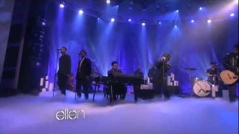 Bruno Mars Performs 