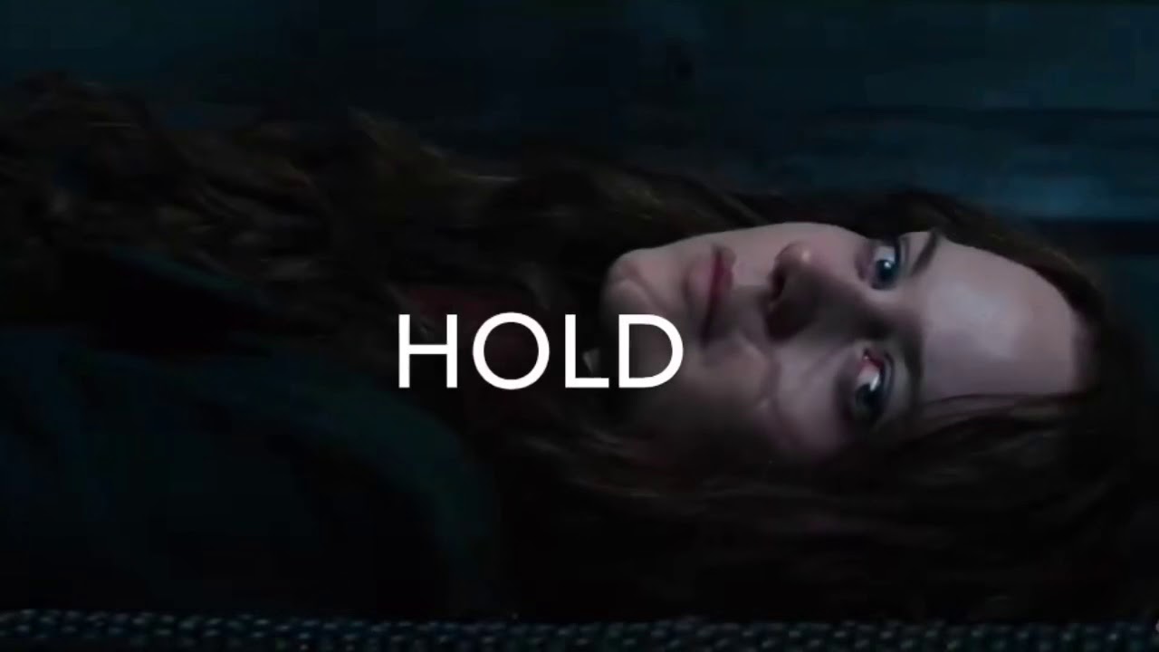 Tom Natsworthy and Hester Shaw - Silhouette