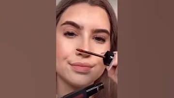 Nice Way To Apply Lipstick 